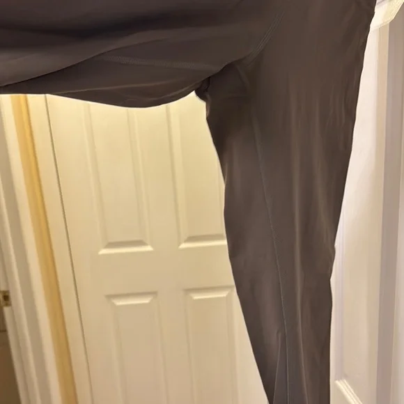 WunderTrain size 10 Lululemon - Picture 3 of 4